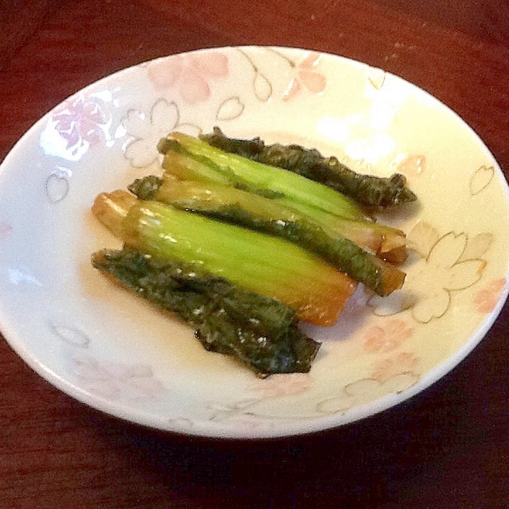 シャキシャキ感にご飯もすすむ 野沢菜の醤油漬け